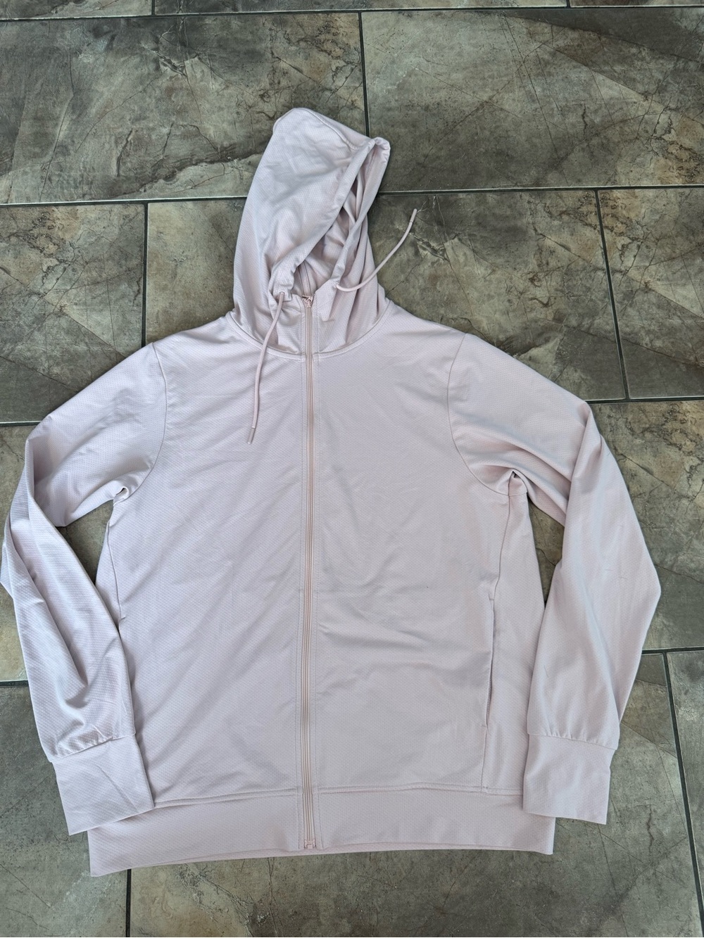 Uniqlo AIRism pink activewear sweater